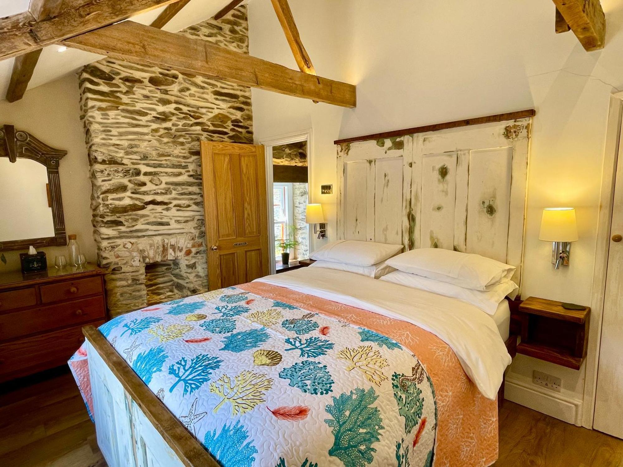 Unique Retreat - 2 Bedroom Cliff Top Cottage With Large Terrace 波特洛 外观 照片